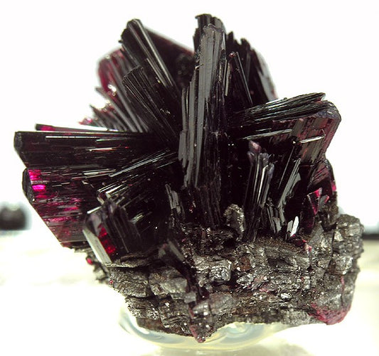 Erythrite